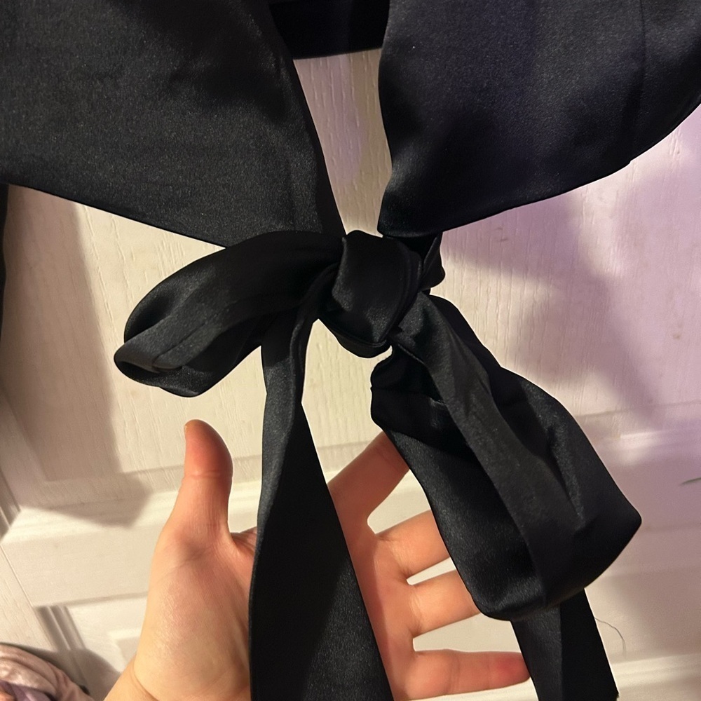❤️2/$15 TIE UP SATIN BUSINESS BLOUSE - Picture 3 of 6